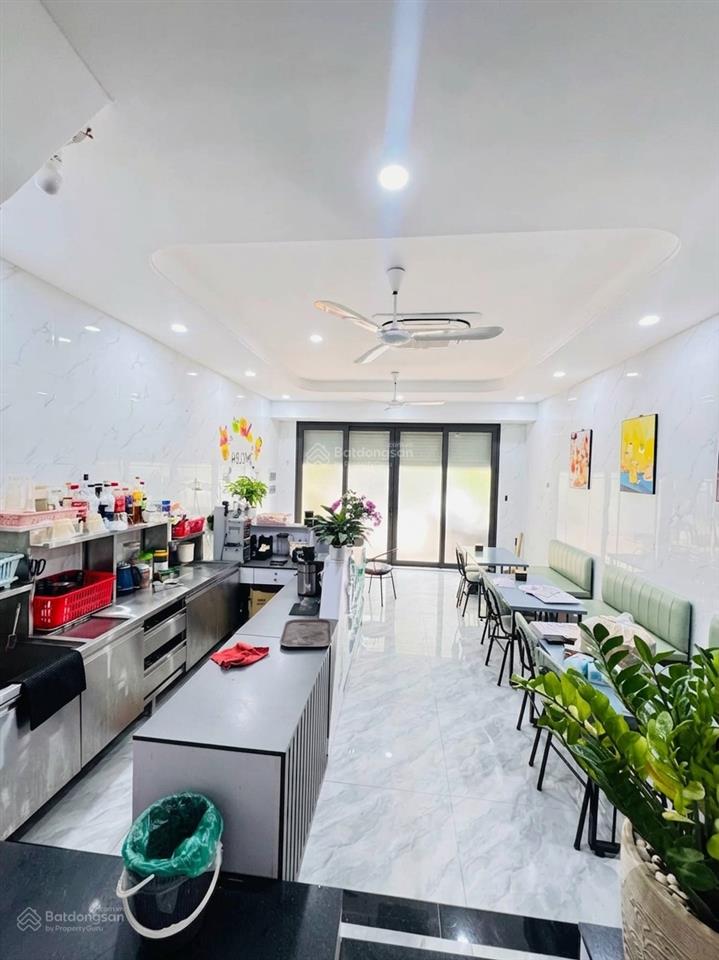 Bán liền kề shophouse kinh doanh đỉnh, mặt tiền 5m, có thang máy ngay thanh trì