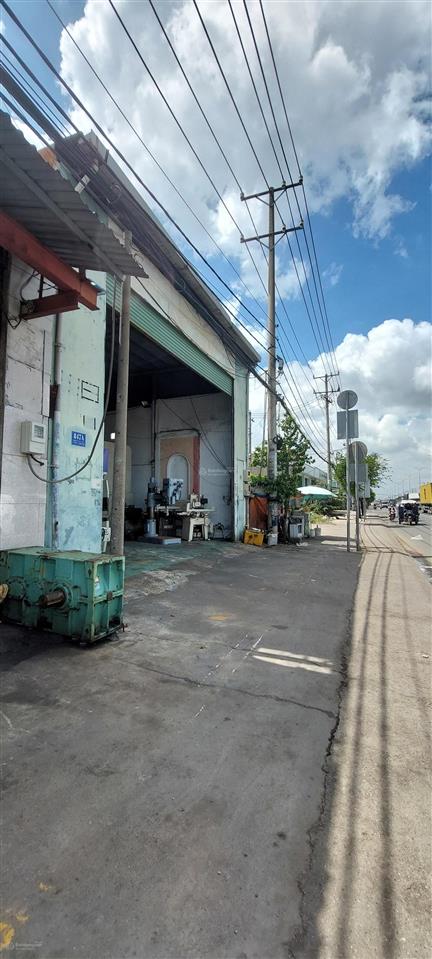 Cần bán gấp xưởng và đất 1.200m² đang chờ thuê 80tr mặt tiền lê đức anh gần tân kỳ tân quý