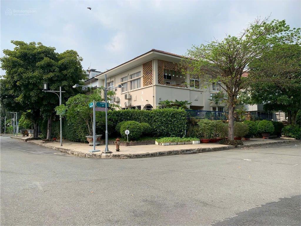 Hàng hiếm phú mỹ hưng! bán villa góc 2 mặt tiền đường 21 và hưng long view trực diện công viên