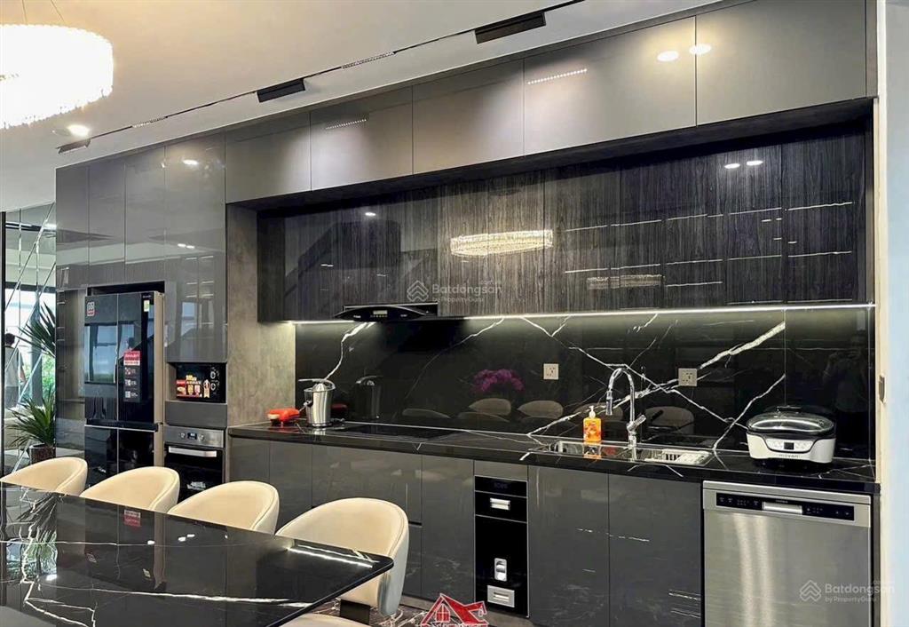 Bán nhà 3 tầng full nội thất cao cấp mỹ gia gói 8 nha trang giá 9,3 tỷ
