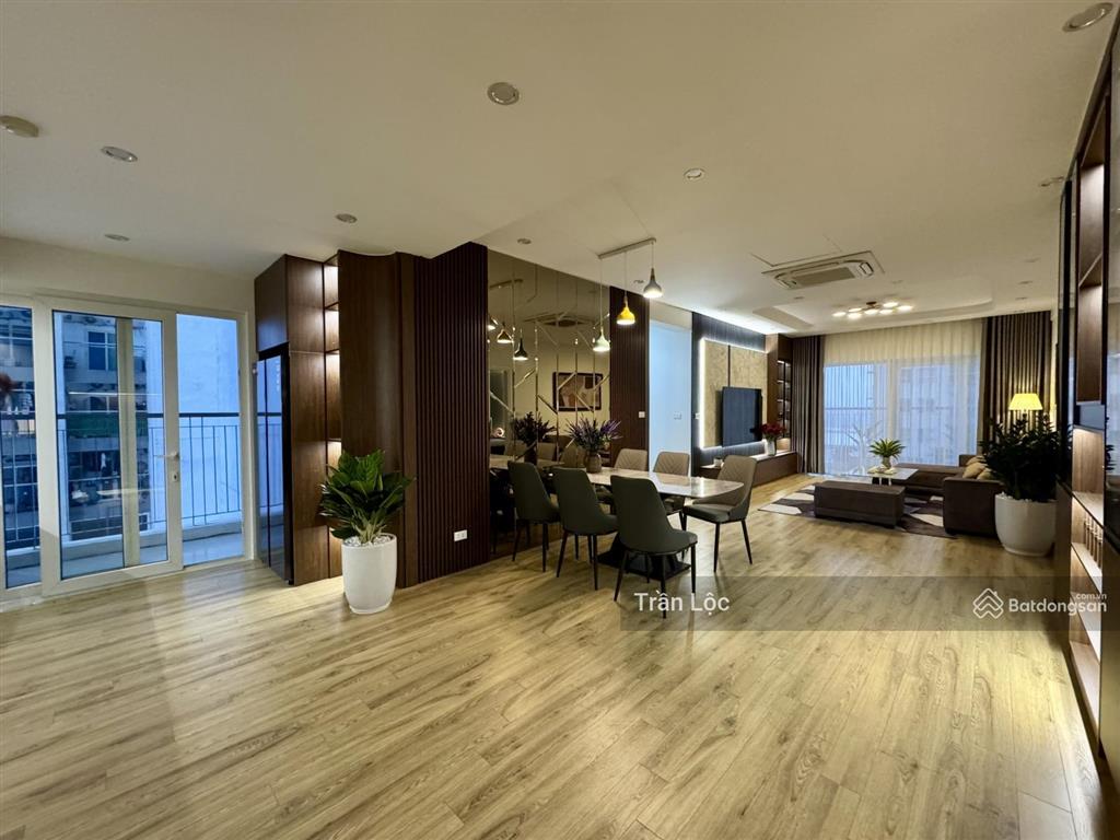 Chính chủ bán nhà kđt mỹ đình, hàm nghi, nam từ liêm. diện tích 126m2 xây 6 tầng. mặt tiền 7m