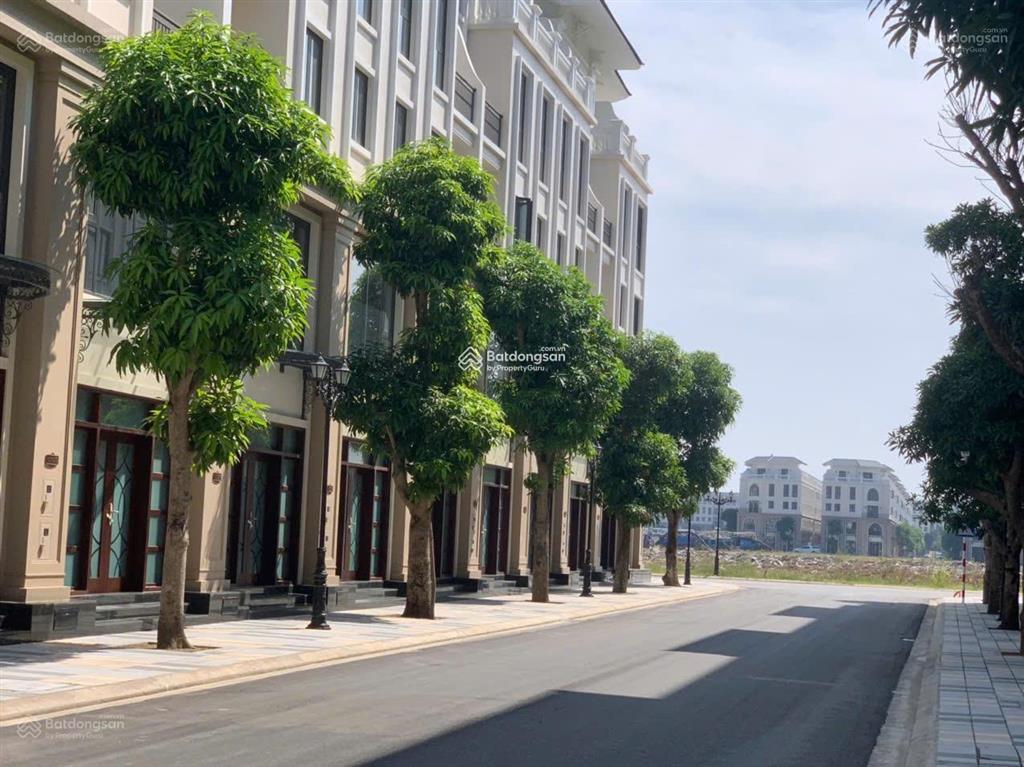 Bán liền kề thời đại 60 m2, cạnh tòa văn phòng, cạnh chung cư masteri, công viên, bể bơi nội khu
