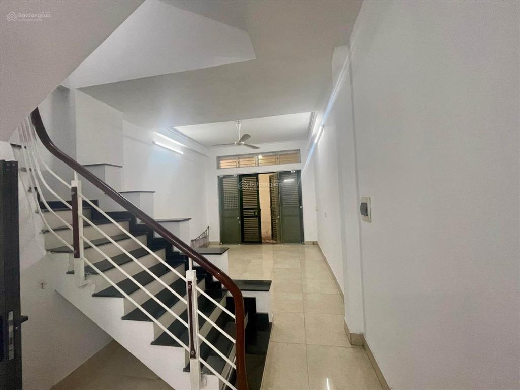 Bán nhà riêng, 45 m², Long Biên