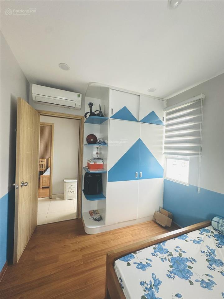 Cần bán căn góc 3pn có nội thất. giá bán 2,9 tỷ. 0909 086 *** zalo