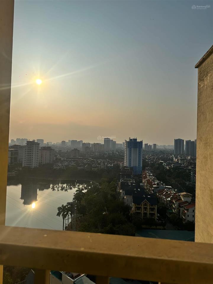 Bán chcc kđt vĩnh hoàng hoàng mai. dt 55m2. 2pn + 2wc. giá 3,2 tỷ. 0964 835 ***