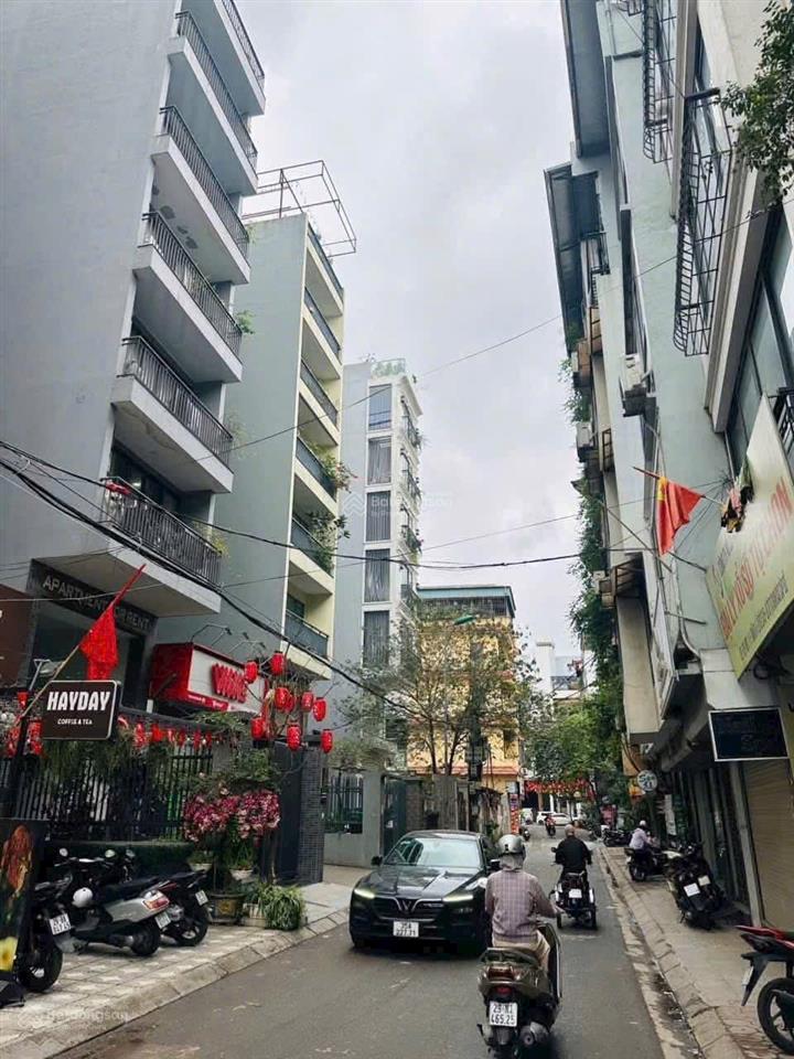 Bán đất lô góc phố đội cấn ba đình 45m2 mặt tiền 4.8m sổ đỏ không quy hoạch giá 8,4tỷ