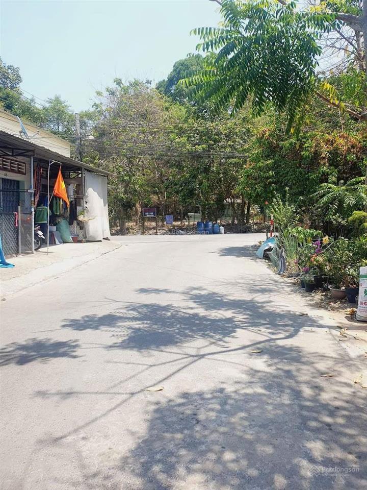 Bán lô đất mặt tiền dx073 phường định hòa đường nhựa 7m thông dân cư đông kín giá tốt cho đầu tư