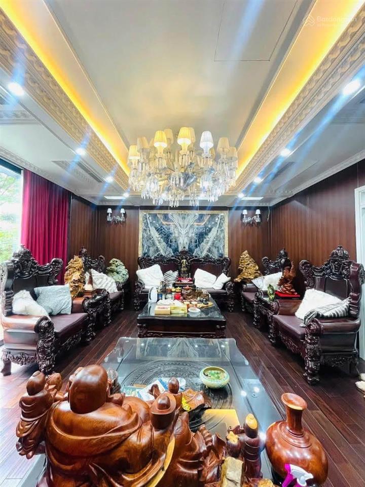 Biệt thự nhà vườn pandora thanh xuân full nội thất + thang máy sịn....
