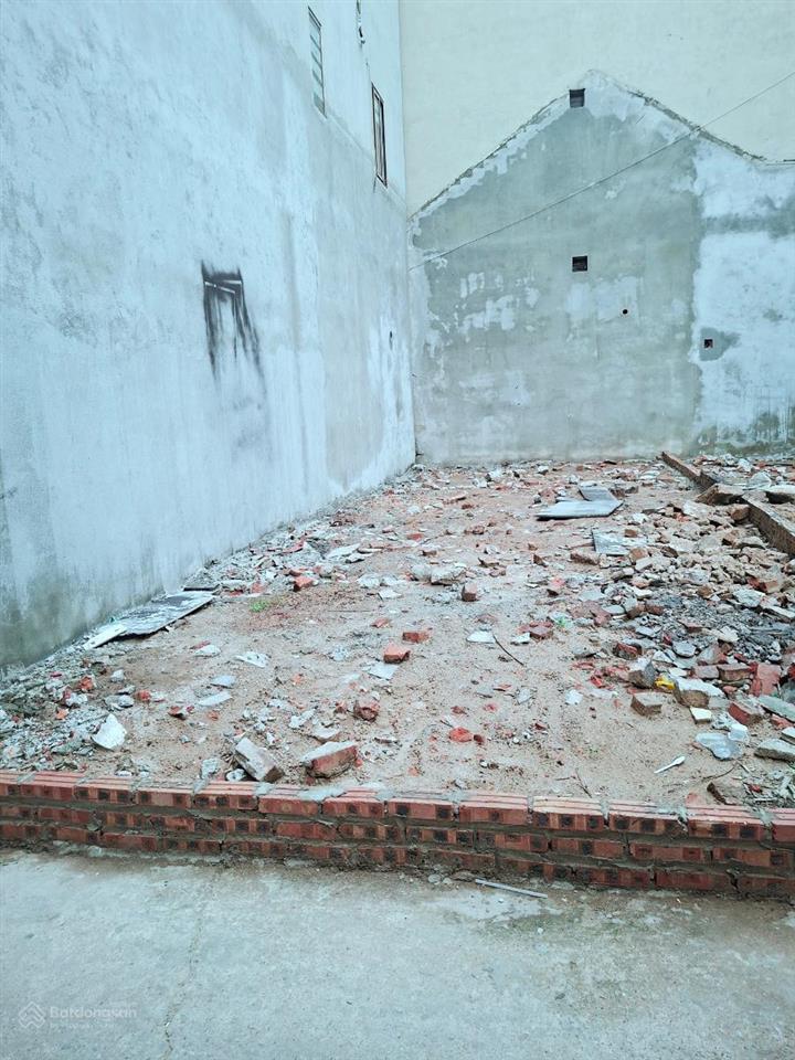 Bán đất thượng thanh, 8,8 tỷ, 46m2, mặt tiền 4m, ngõ thông, ô tô vào