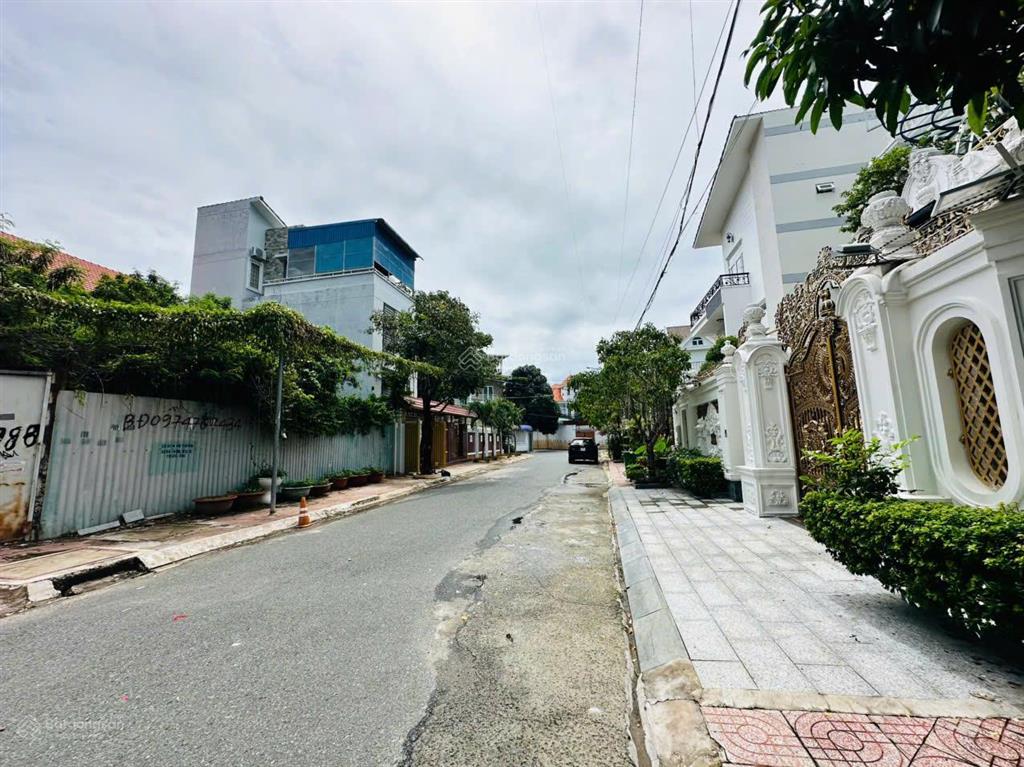 Bán đất biệt thự góc 2 mặt tiền khu á châu giá tốt chỉ 18,6 tỷ