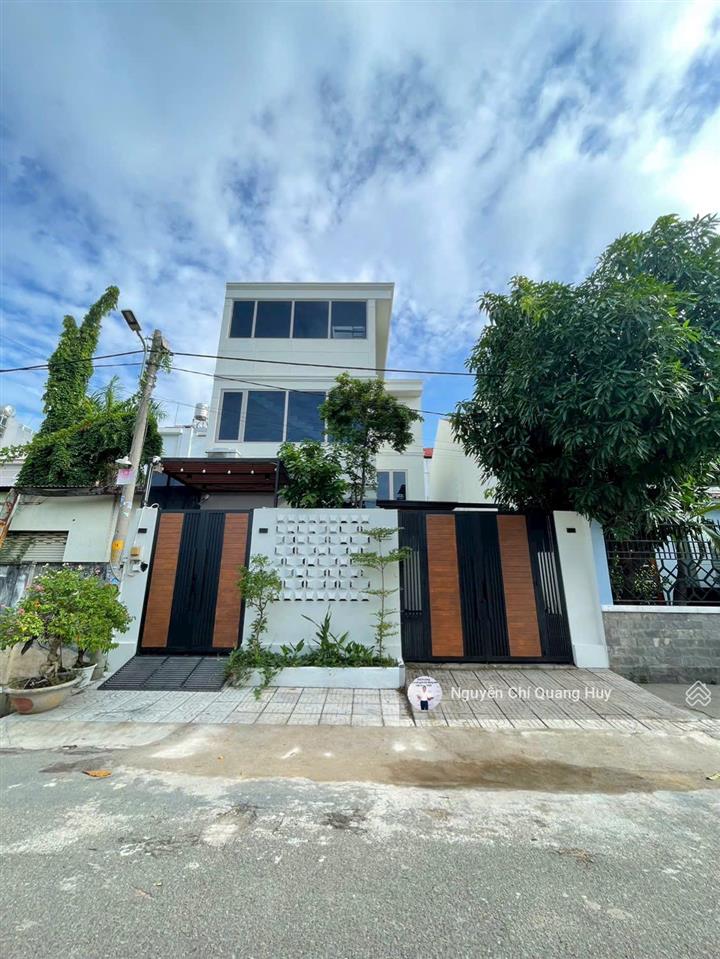 Nhà phố khu dân cư văn minh cao cấp đường rộng 12m ngay khu bộ công an 9m x 17,5m giá 16,3 tỷ