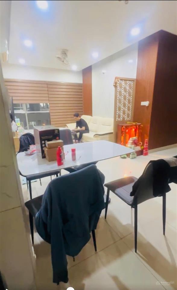 Chủ kẹt tiền cần bán gấp gấp căn 95m2 có hình kèm thực tế. giá bao sang tên chỉ 5,1 tỷ