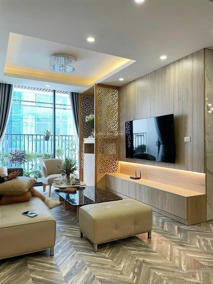 Bán căn hộ 3pn2wc, 108m2, full đồ, view hồ tại n01 t5 ngoại giao đoàn, em đức 0387 896 ***