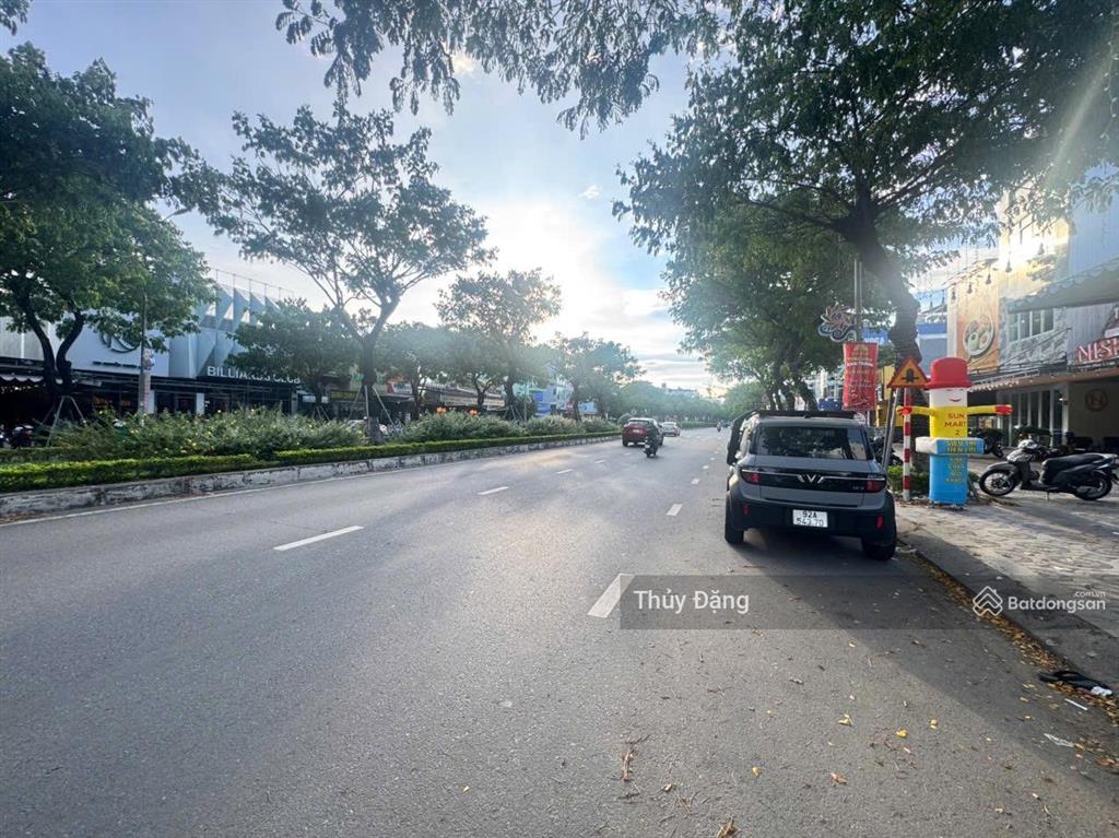 Bán lô đất đường nguyễn phước lan đảo 1 gần 29/3 ko gần sát cầu hoà xuân. gặp chủ tl trực tiếp