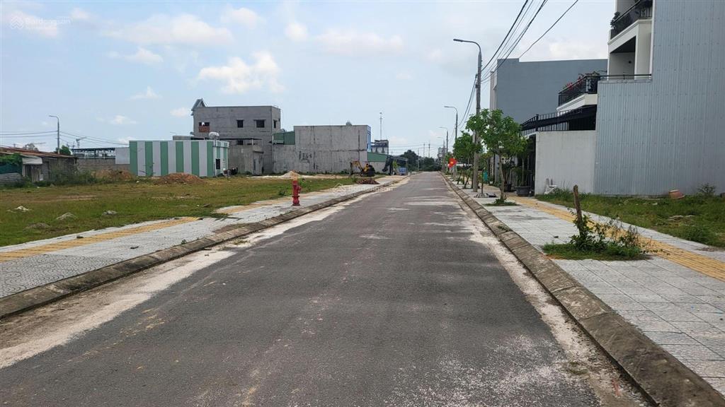 Bán đất công nghệ cao dt 100m2 giá 1 tỷ 750
