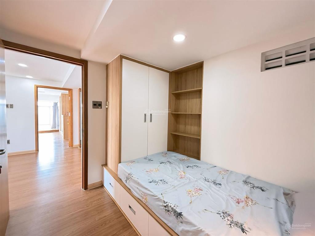 Bán căn hộ duplex vừa ở vừa cho thuê 260m2 view 270 độ ôm phú mỹ hưng và quận 1.