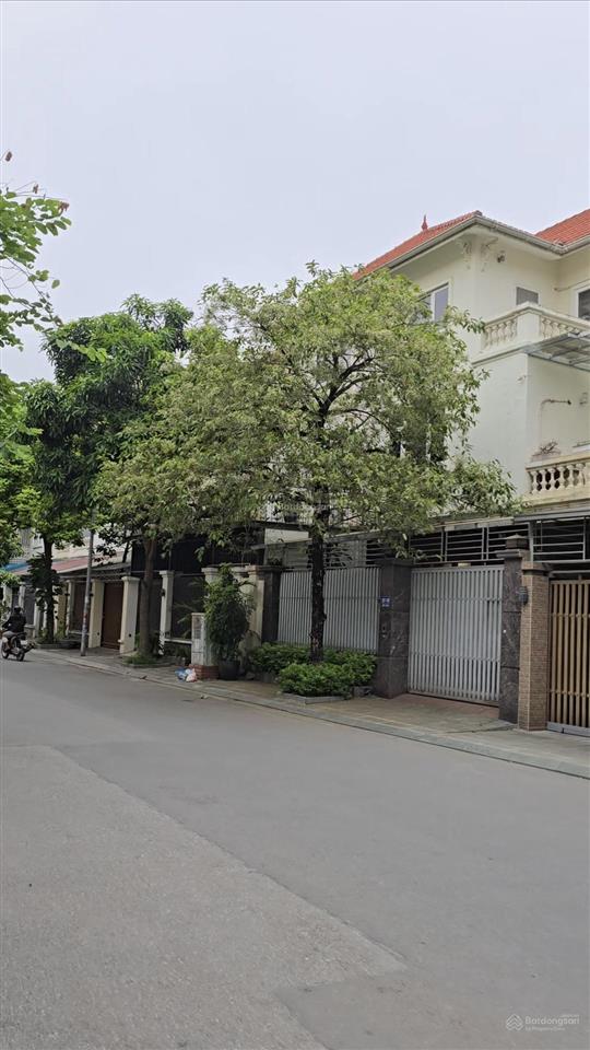Bán gấp biệt thự nguyễn văn lộc hà đông 148.5m2* mặt tiền 9m. sân vườn rộng dãy kinh doanh