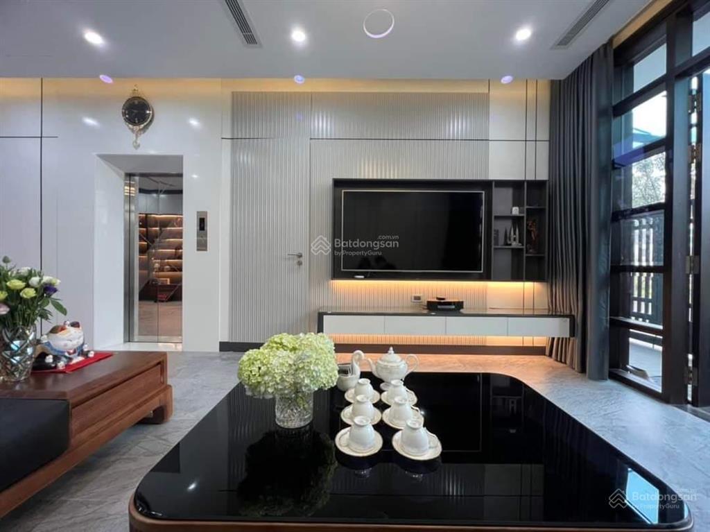 Giảm 3.5 tỷ, phân lô phố ngụy như kon tum 109.5m2*mặt tiền 10m. căn góc, 6 tầng thang máy chỉ 45 tỷ
