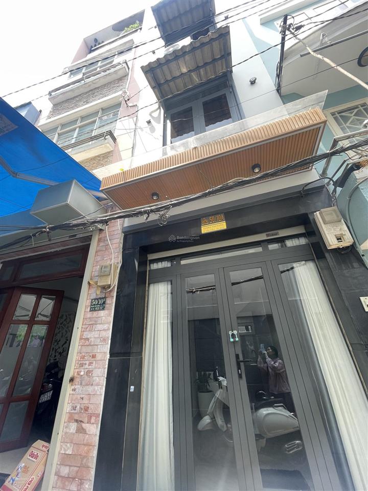 Nhà 4 tầng dtsd 60m2 giá tốt tại phú nhuận giá chỉ 3,95 tỷ. 0932 127 ***