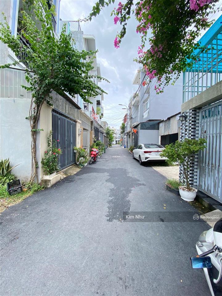 Bán lô đất đẹp sát ga metro ngang 5m full thổ cư xd tự do kdc đồng bộ dân trí dt 89m2