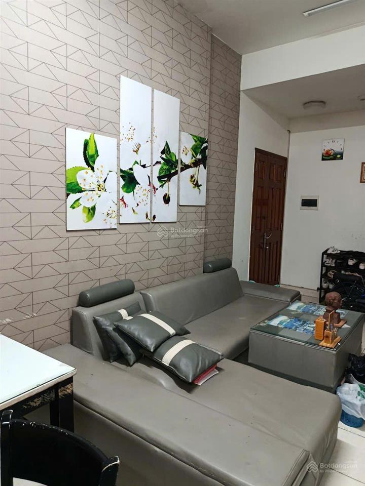 Bán căn hộ conic 73m2 2pn 2wc căn góc thoáng mát giá 2,3 tỷ. sổ hồng riêng