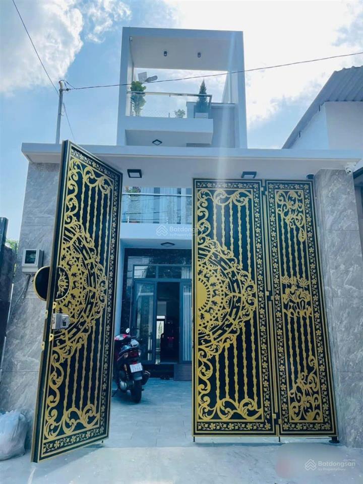 Nhà mt đường số 4 linh tây 105.8m², 1t2l, 3pn, sân đậu ô tô, vừa ở vừa kd, giảm còn 9.5 tỷ tl