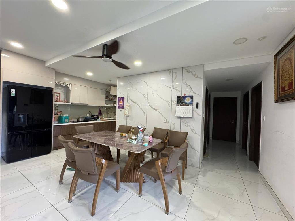 Bán giá tốt, căn 3pn, dt 141m2, khu diamond brilliant, hàng hiếm, giá bán 9.8tỷ tl, sổ sẵn