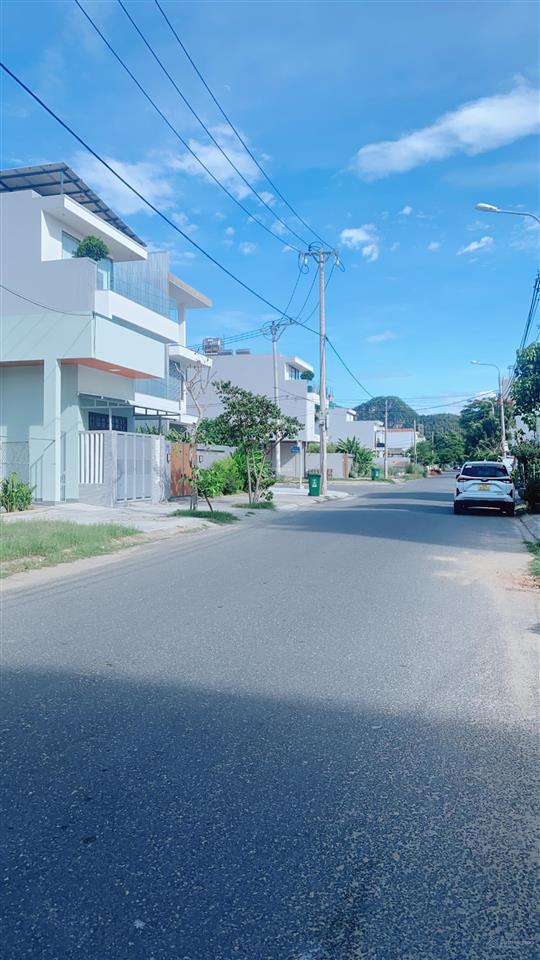 300m2 mặt tiền đường 7,5m nguyễn xiển, ngũ hành sơn, đà nẵng