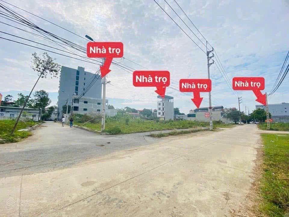 Giá giảm sốc từ 1,5 tỷ xuống chỉ còn 3,2 tỷ, dt 100m2 mặt trục chính, gần đhqghn & khu cnc