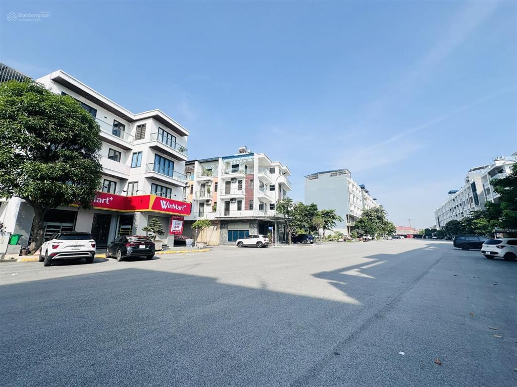 Nhà him lam hùng vương 4 tầng, ô tô đỗ cửa giá chỉ 3,7 tỷ sẵn sổ
