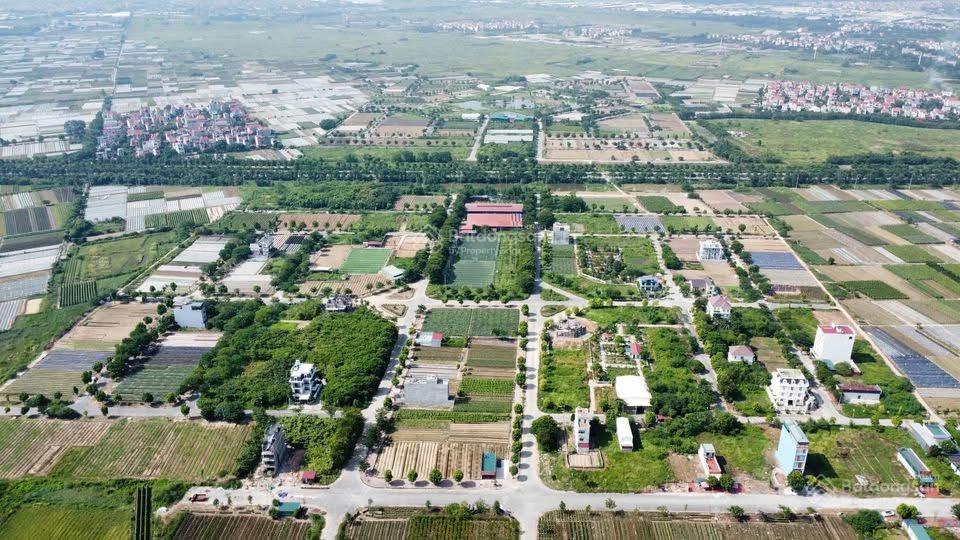 Liền kề cienco 5 mê linh 100 m2 mặt tiền 5m mặt đường 24m thẳng trực diện sun mê linh 205 hecta