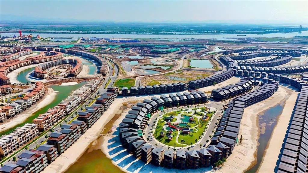 Căn biệt thự song lập giá rẻ vin vũ yên, 215m2, chỉ 14 tỷ, mua là lãi, cực hiếm
