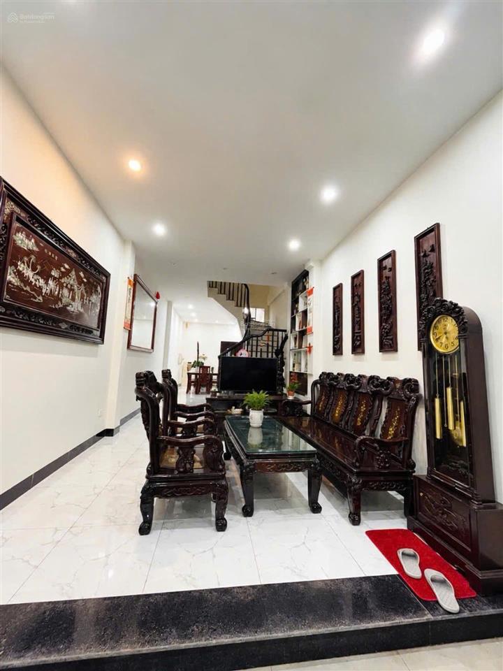 Gần mặt phố phương canh, 4 tầng dân xây, 4 ngủ rộng rãi, ngõ thông trước nhà thoáng sáng, sẵn sổ