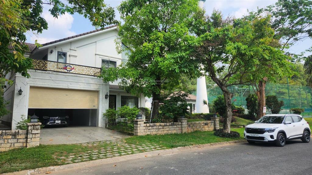 Biệt thự đơn lập trục chính thảo nguyên sài gòn