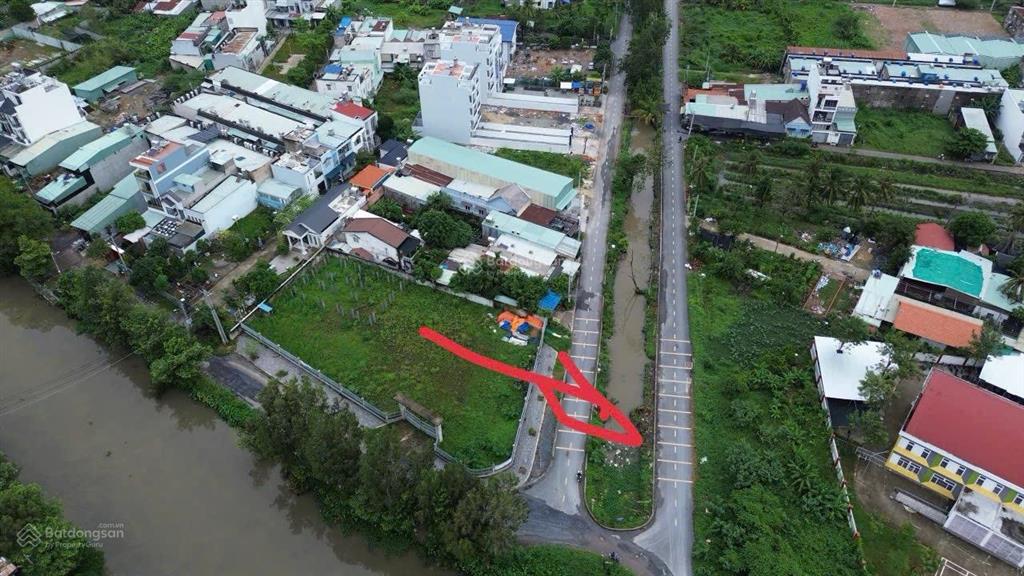 Đất view sông thoáng mát 759m2 xây nhà vườn mở quán rất oke q12