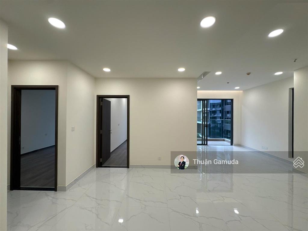 Thanh toán 4,5 tỷ nhận nhà, căn 96m2 (2pn+1) diamond centery, hướng đông nam, tầng cao