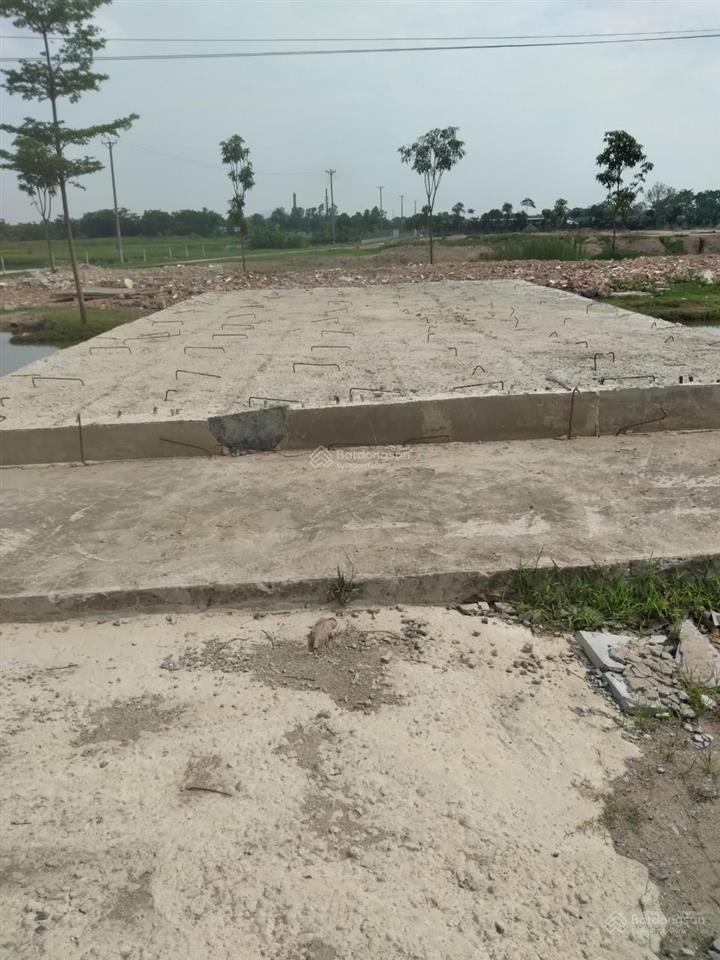 Cần chuyển nhượng đất thương mại dịch vụ