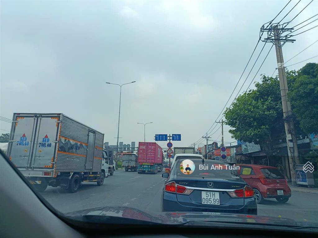 Bán nhà kho xưởng 16500m2 đường lớn xe tải xe cont tránh nhau sát mặt tiền quốc lộ 1a giá 390 tỷ