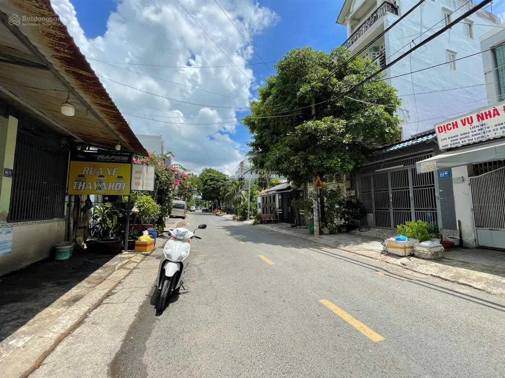 Mặt tiền đường số 13 đối diện aeon tân phú 4x17m 1 lầu chỉ 6.5 tỷ