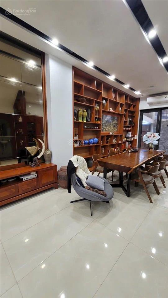 23 tỷ thang máy siêu vip siêu đẹp víp văn quán vị trí đỉnh 100m mp nguyễn khuyến