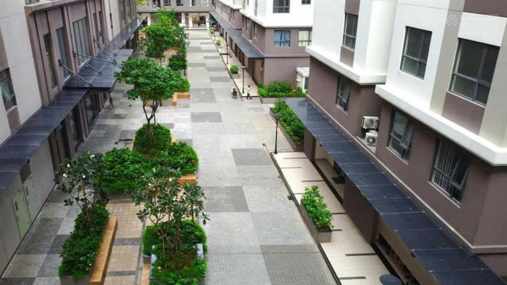 Chính chủ bán ch green river dt 70m2/ 2pn 2wc giá 2tỷ850 nhà mới, view thoáng, chung cư quận 8