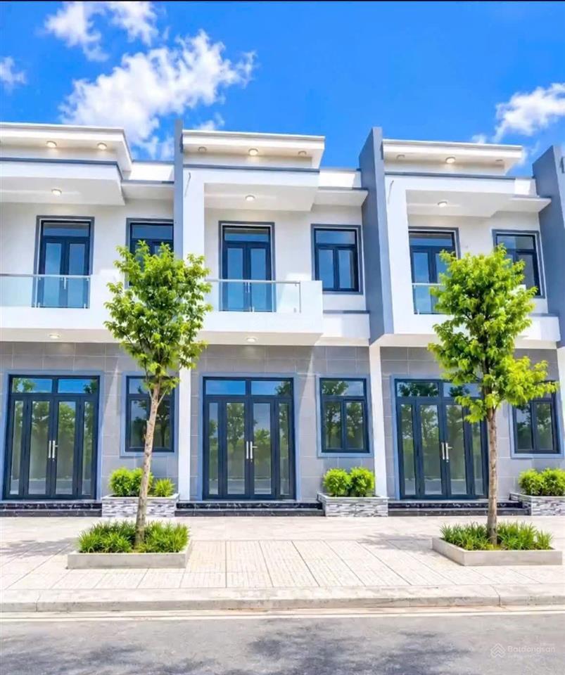 Bán nhà ở xã hội kcn cầu tràm 1 trệt 1 lầu. giá 1tỷ480 (thương lượng) 0931 112 *** ngân