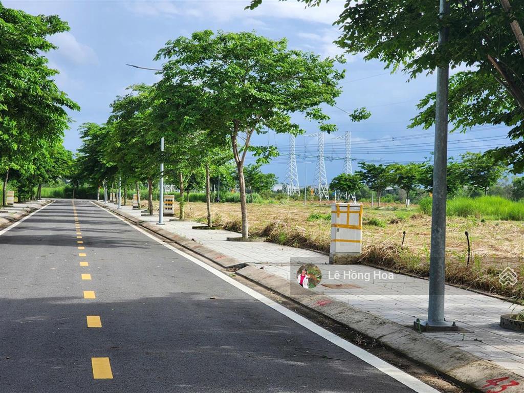 Chủ ngộp bán gấp nền ngay trục đt 823d shr sang tên thanh toán chỉ 370tr, ngân hàng ht vay 800tr