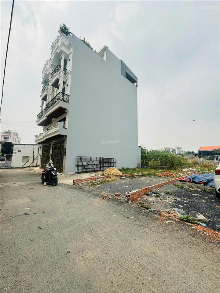 Đất hà huy giáp vào chỉ 80m, 4x14m, đường thông xe tải. thạnh xuân q12