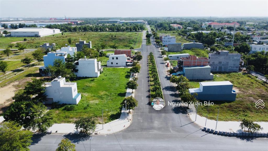 Chính chủ gửi bán 100m2 mặt tiền trục chính khu tái định cư an hạ, gần cổng khu dân cư, giá 2,8 tỷ