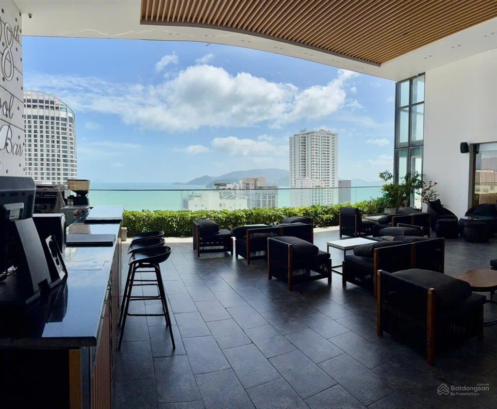 Bán căn hộ khách sạn virgo nha trang cách biển 200m, dt 60m2, có 2phòng ngủ, giá 4tỷ500. view ngoài
