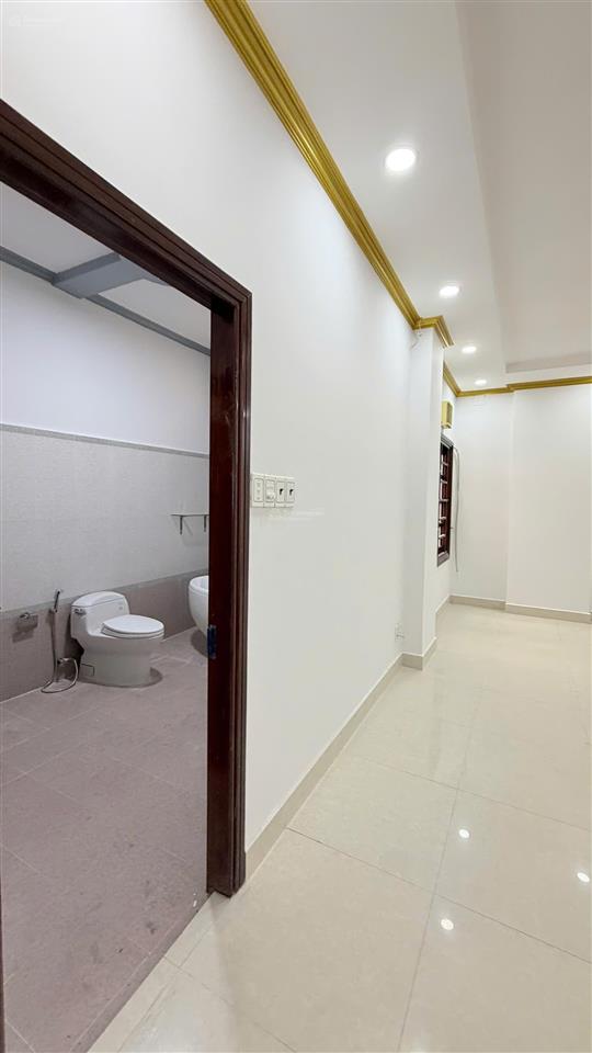 Продаётся дом, 240 м², Bình Tân