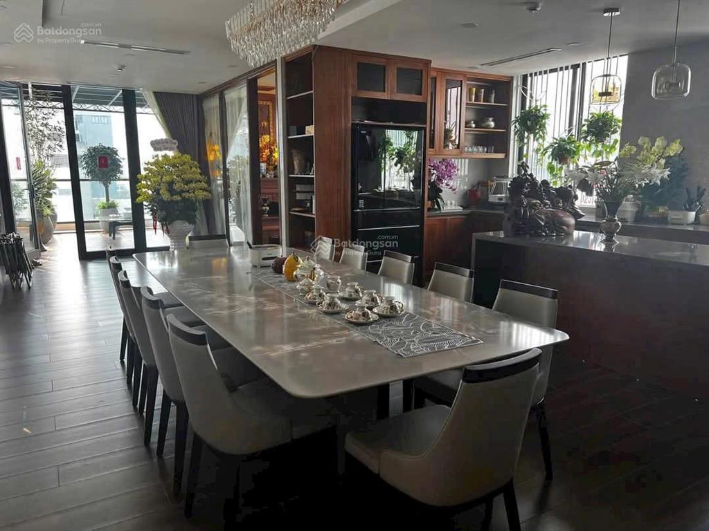 Chính chủ nhờ đăng bán toà nhà mặt phố triệu việt vương, q hbt, dt 165 m2 x 10 t, mt 7 m
