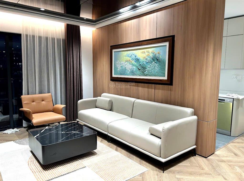Căn hộ 98m2, 3pn, 2wc, cửa tây nam, giá 7,1 tỷ tại goldseason 47 nguyễn tuân, 0918 367 ***