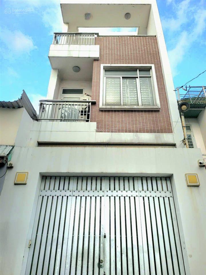 6 tỷ nhỉnh,nhà 4 tầng, phạm văn bạch,trường chinh, cộng hòa, sát sân bay, hẻm xe hơi, 66m2(4.2x15m)
